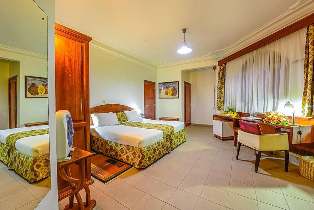 Hotel Chez Lando คิกาลี ภายนอก รูปภาพ