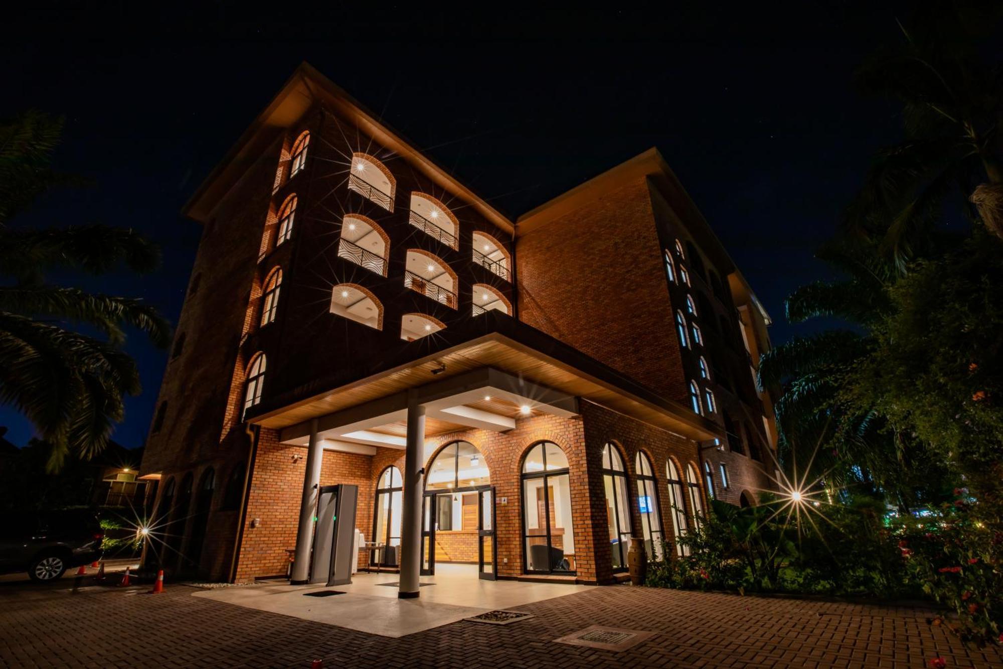 Hotel Chez Lando คิกาลี ภายนอก รูปภาพ