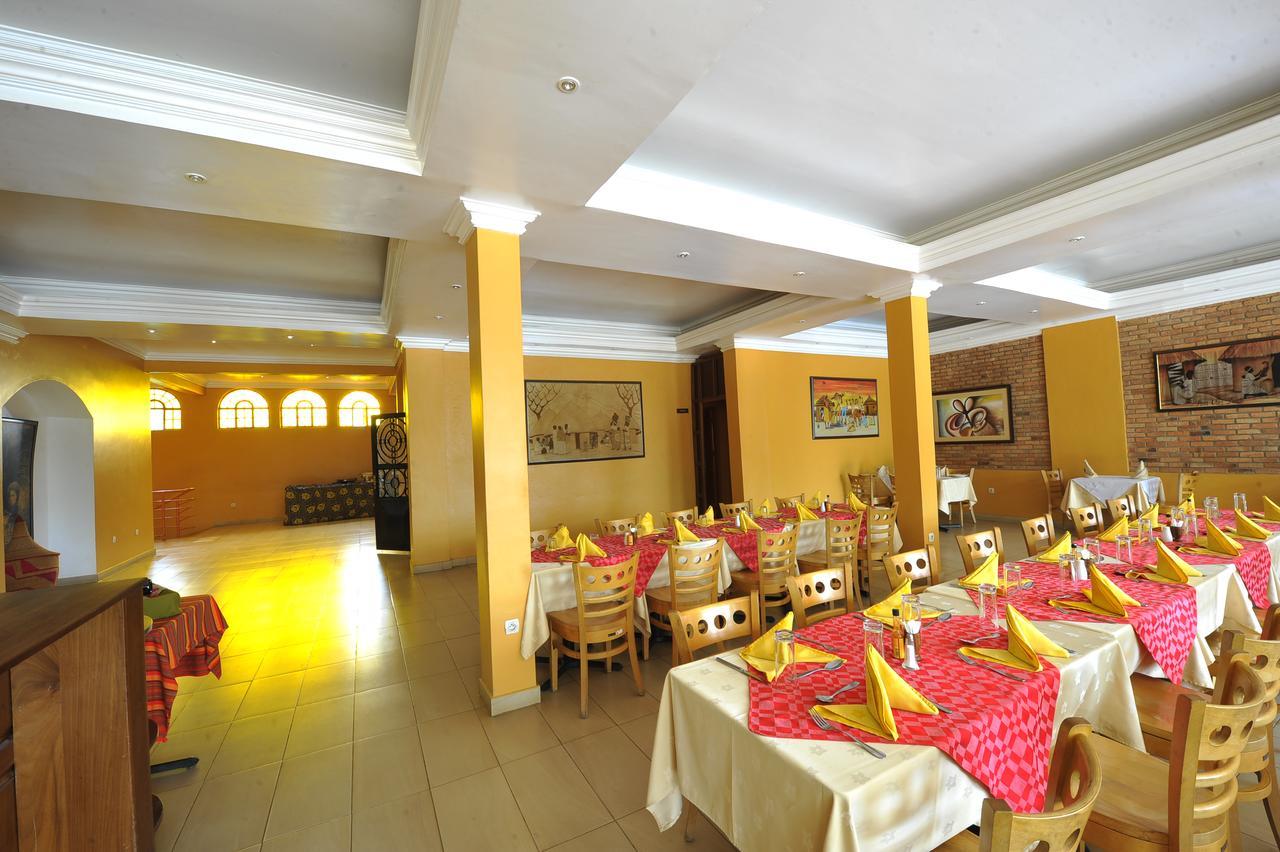 Hotel Chez Lando คิกาลี ภายนอก รูปภาพ