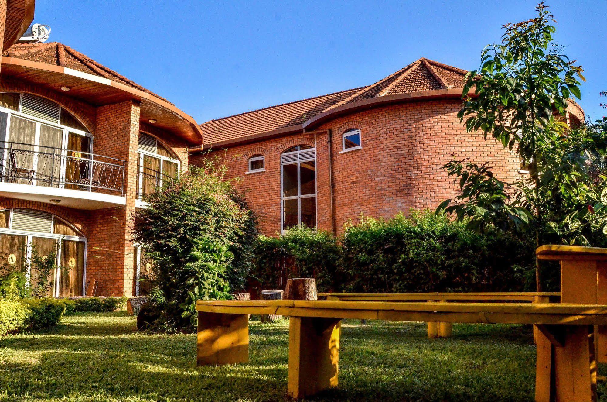 Hotel Chez Lando คิกาลี ภายนอก รูปภาพ