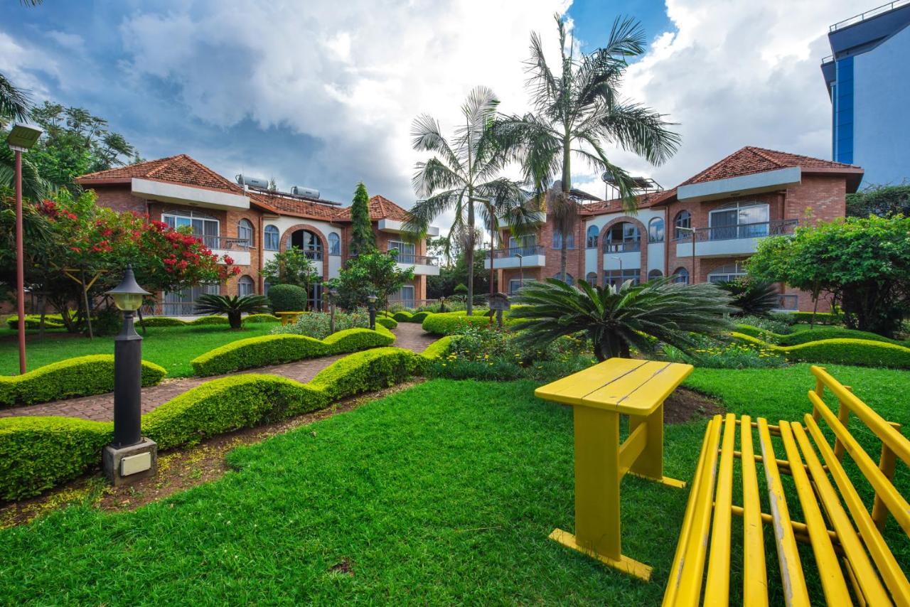 Hotel Chez Lando คิกาลี ภายนอก รูปภาพ