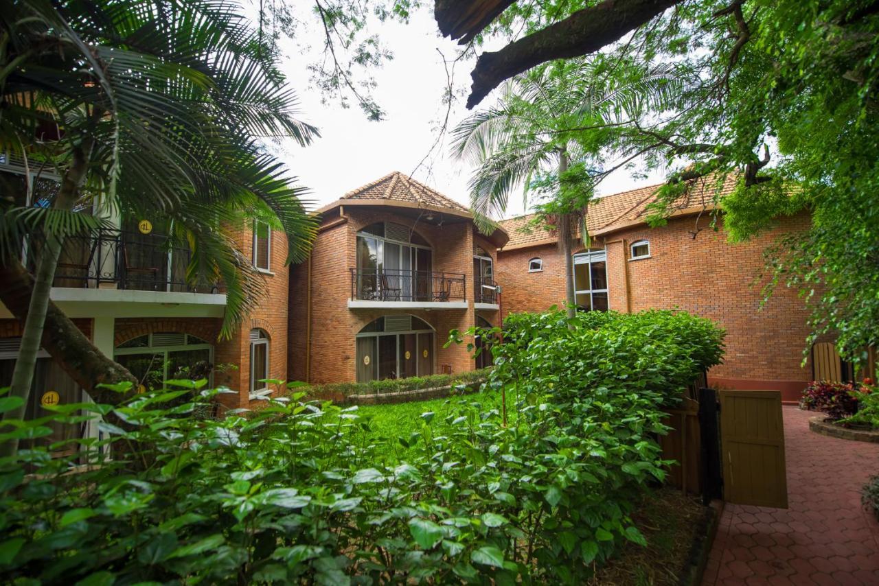 Hotel Chez Lando คิกาลี ภายนอก รูปภาพ