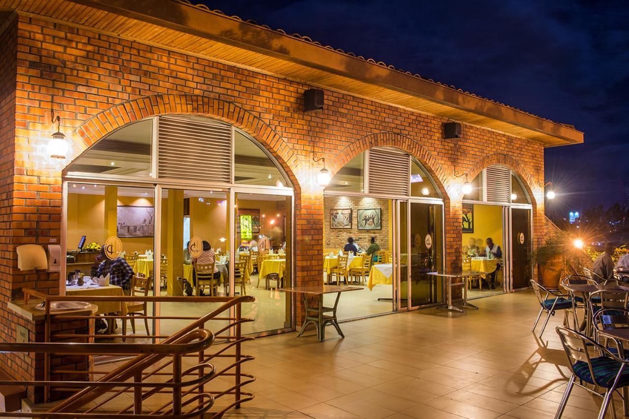 Hotel Chez Lando คิกาลี ภายนอก รูปภาพ